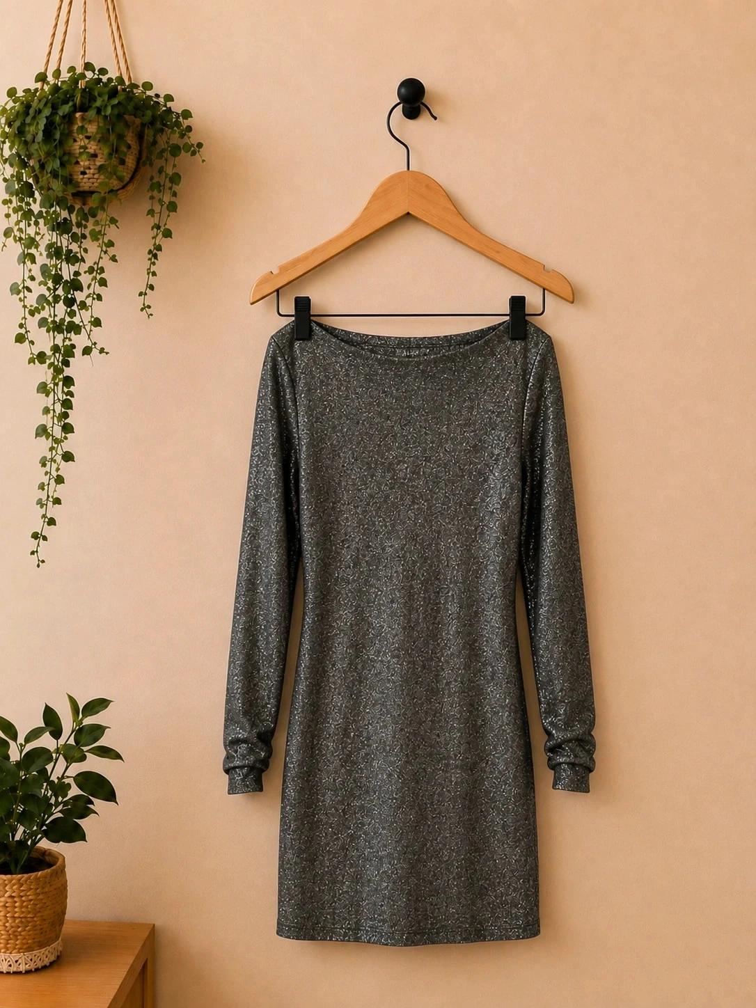 H&M Gray Sequin Dress – Size M – photo 3